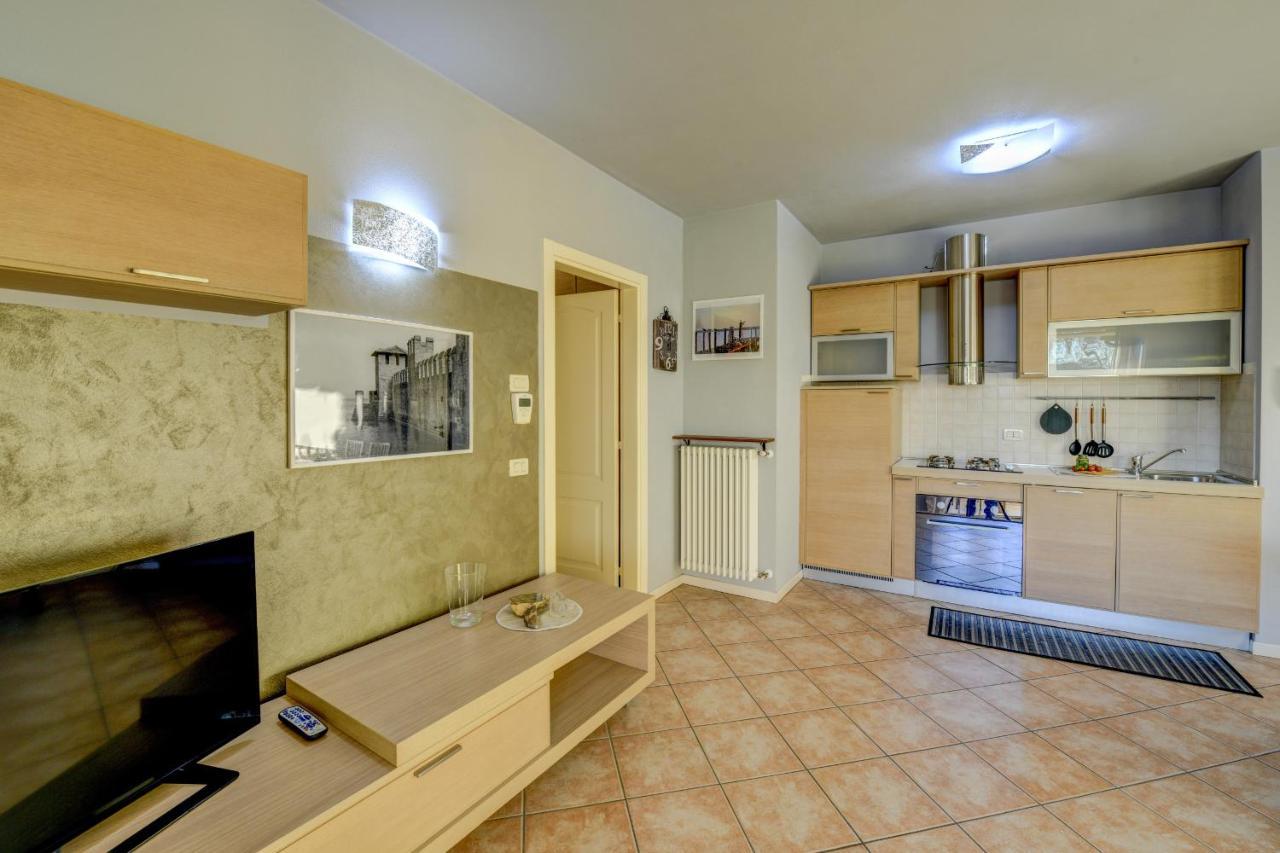 Appartamento Margherita Сирмионе Екстериор снимка